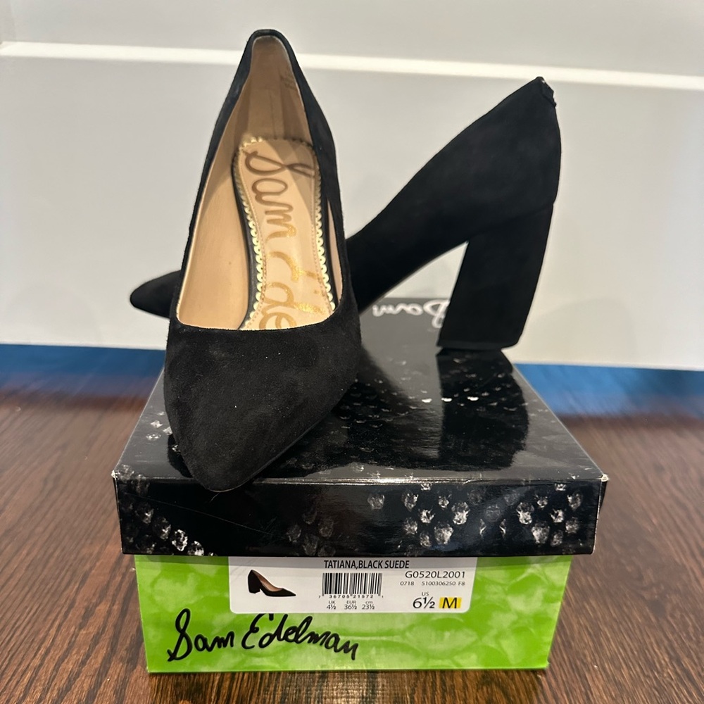 Black Suede Sam Edelman Pumps (6.5)